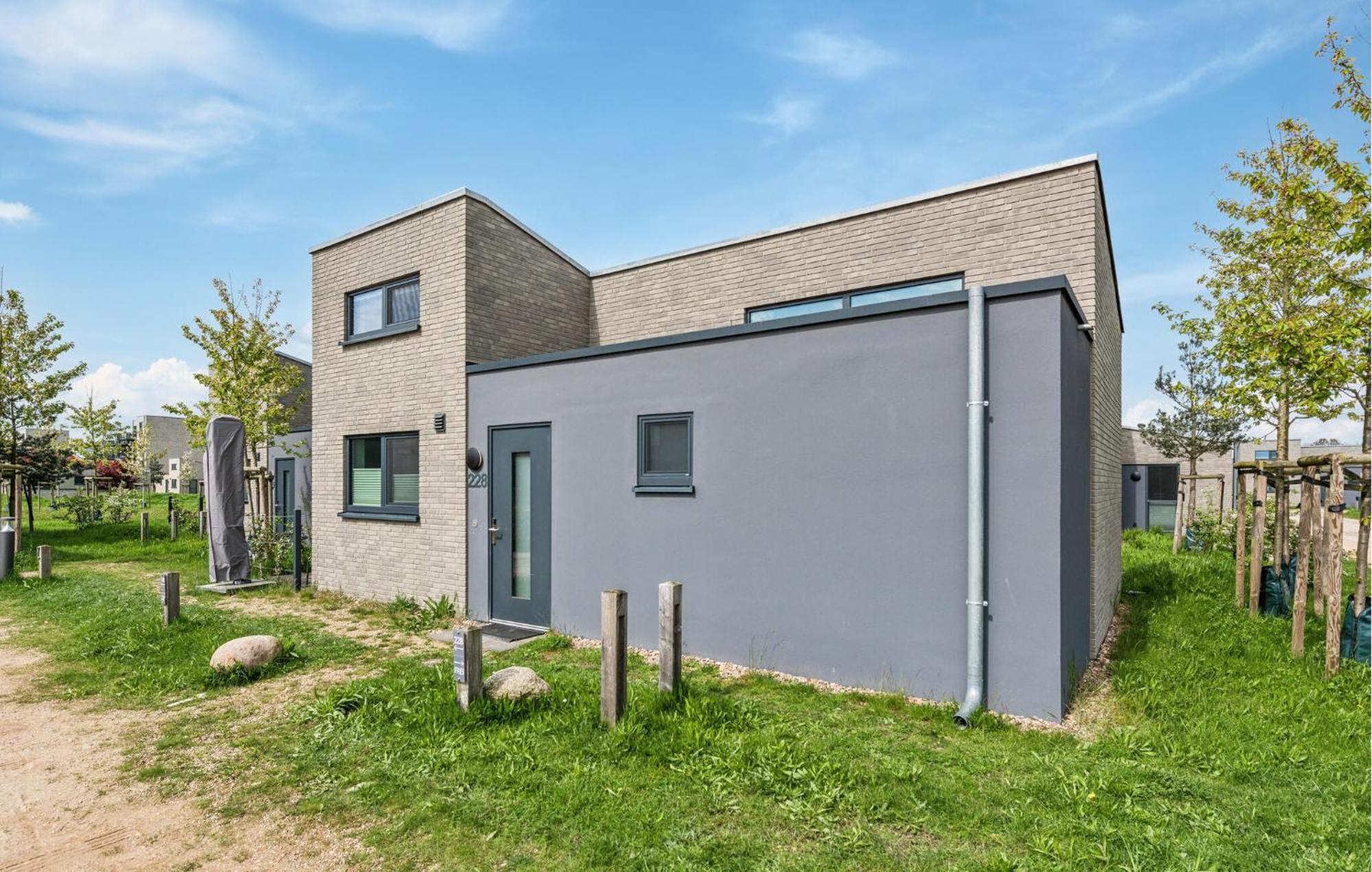 2 Bedroom Gorgeous Home In Lembruch-Duemmer See Exteriér fotografie